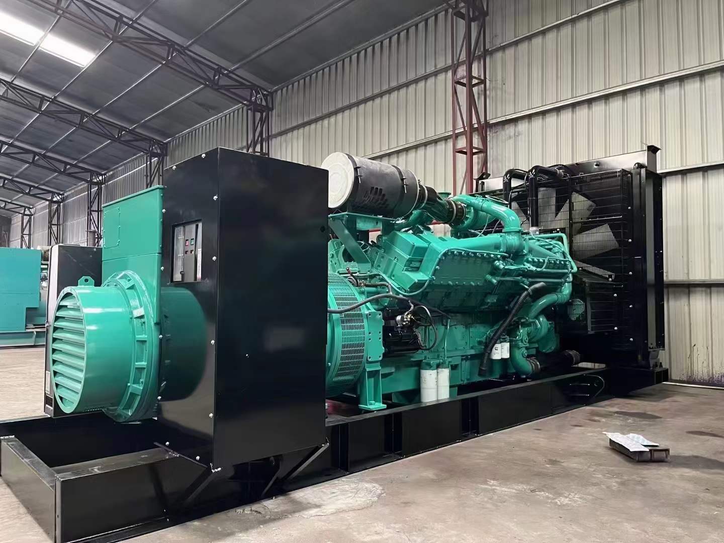 历下如何降低 800kW 柴油发电机输出电流的波动？