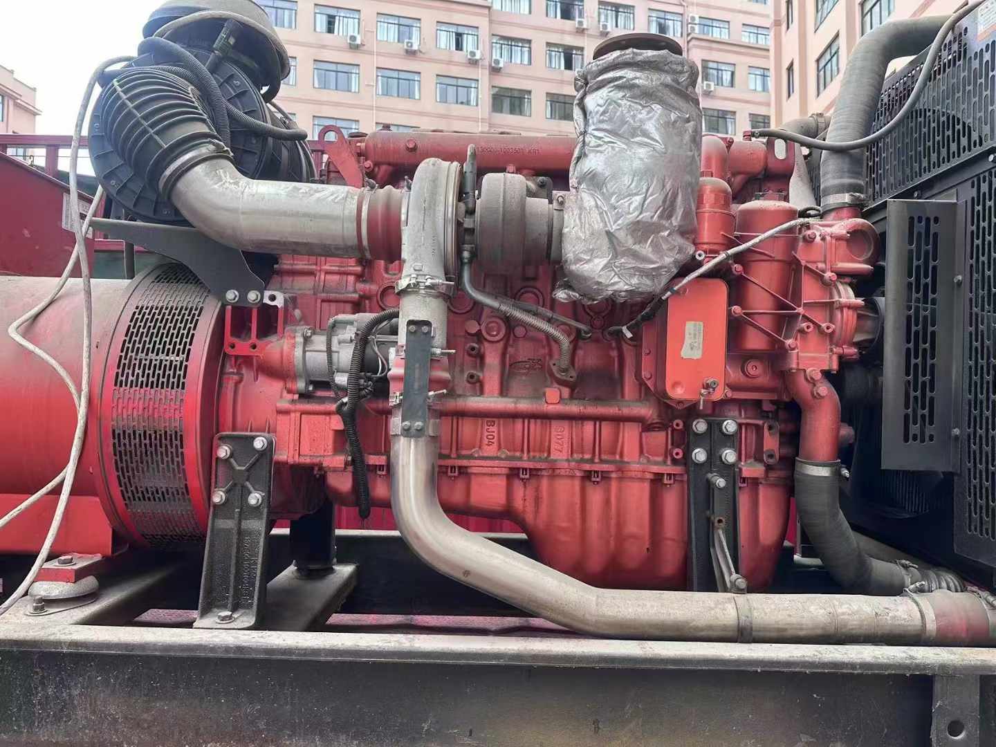 历下如何选择适合 600kW 柴油发电机组的过载保护器？