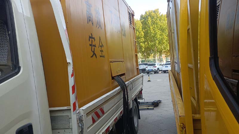 历下如何判断柴油发电机组和UPS电源的切换时间是否符合要求？